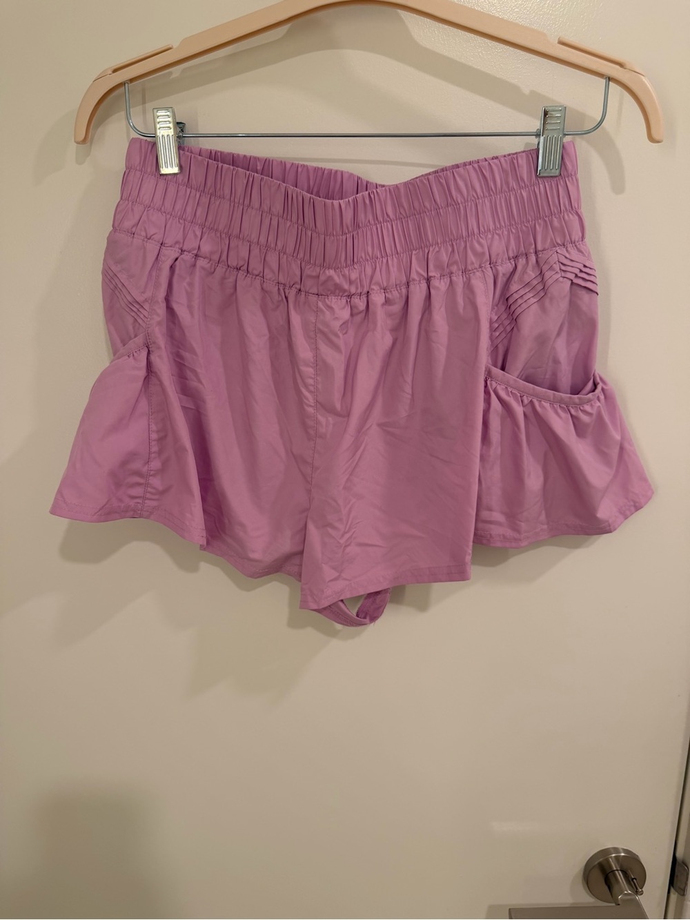 Free People Movement Lavender Ruffle Running Shorts Size M - Picture 2 of 3